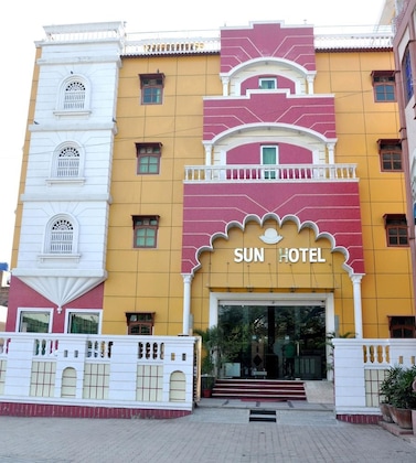 Gallery - Foxoso Taj View Hotel