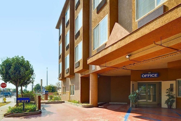 Gallery - H3 Inn & Suites - LAX Airport - Los Angeles
