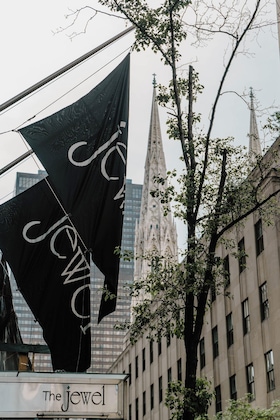 Gallery - The Jewel Facing Rockefeller Center