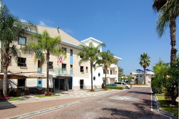 Gallery - Hotel Première