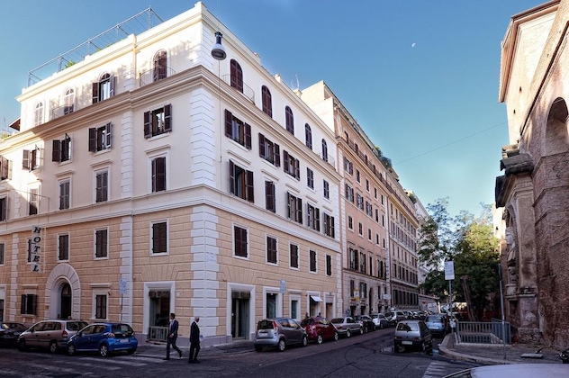 Gallery - Hotel Golden