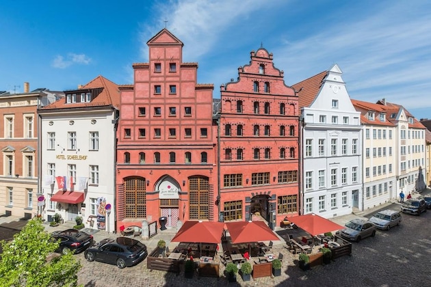 Gallery - Romantik Hotel Scheelehof
