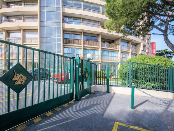 Gallery - Ibis Cannes Plage La Bocca