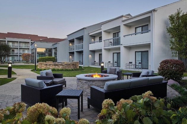 Gallery - Courtyard By Marriott Chicago Oakbrook Terrace