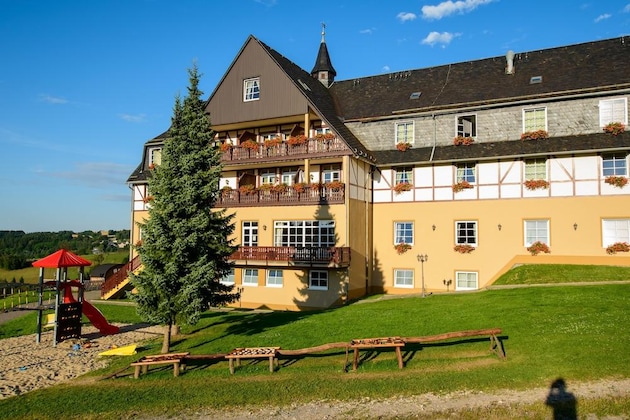 Gallery - Panorama Berghotel Wettiner Höhe