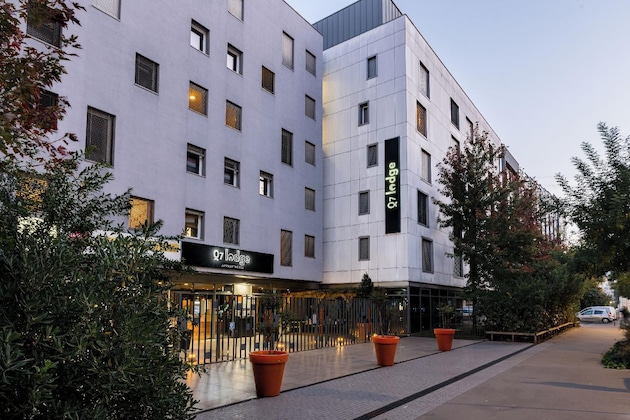 Gallery - Appart Hotel Q7 Lodge Lyon 7