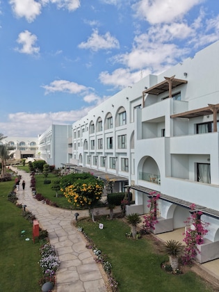 Gallery - Movenpick Waterpark Resort And Spa Soma Bay