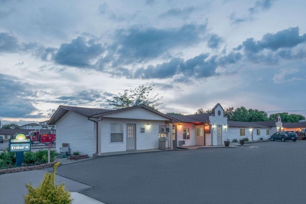 Gallery - Days Inn By Wyndham Jamestown