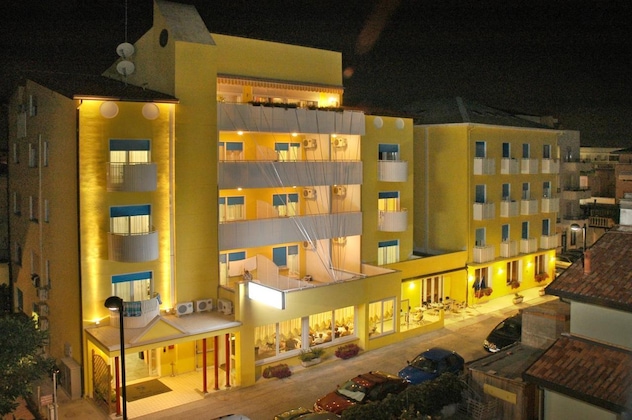 Gallery - Hotel Nederland