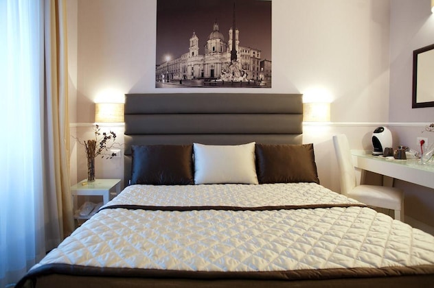 Gallery - Daplace - La Mongolfiera Rooms In Navona