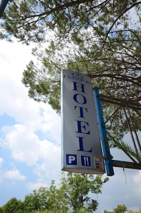 Gallery - Hotel Clinton