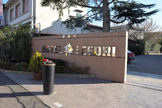 Gallery - Hotel I Cedri