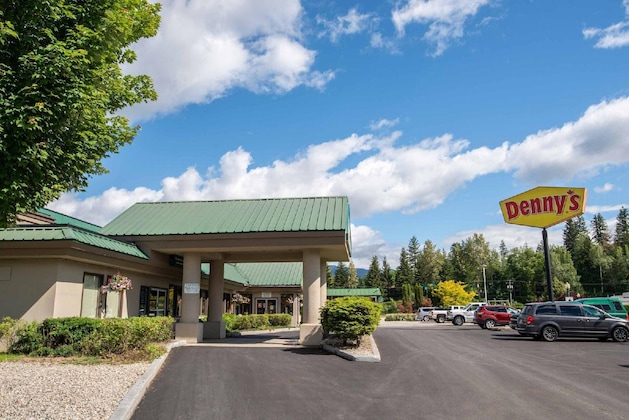 Gallery - Sandman Hotel Revelstoke