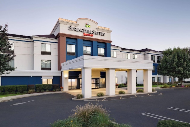 Gallery - Springhill Suites Milford