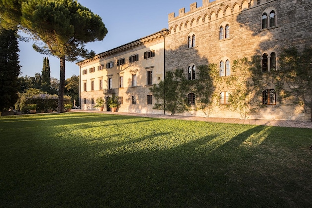 Gallery - Borgo Pignano Volterra Tuscany
