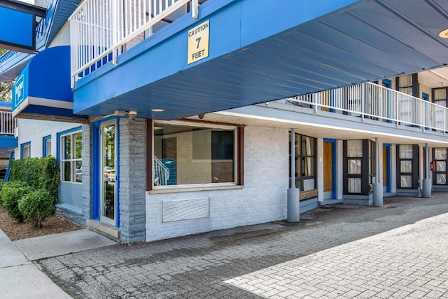 Gallery - Rodeway Inn