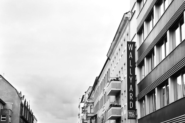 Gallery - Wallyard Concept Hostel