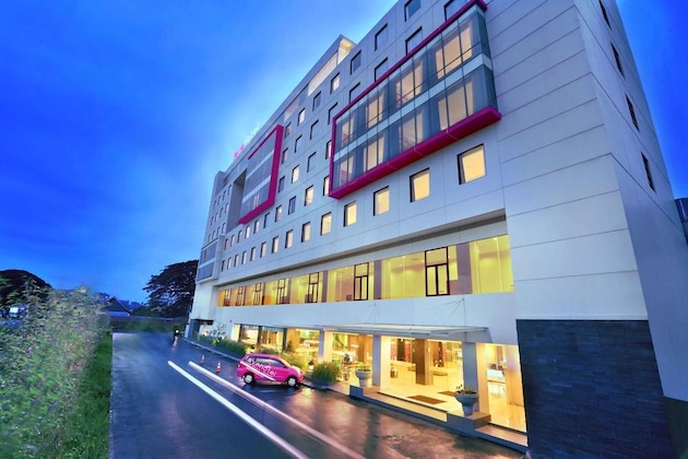 Gallery - Favehotel Hyper Square