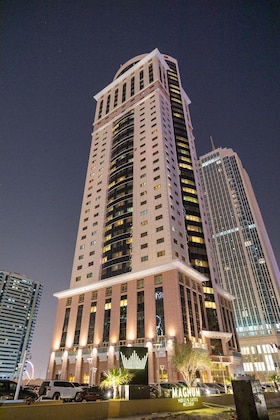 Gallery - Magnum Hotel & Suites West Bay