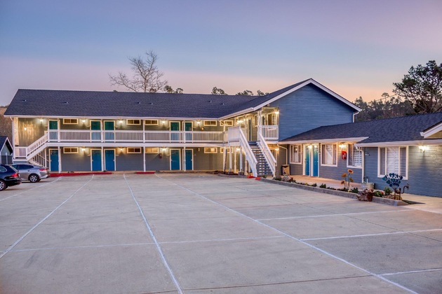 Gallery - Creekside Inn