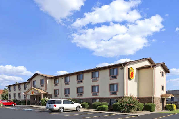 Gallery - Super 8 By Wyndham Russellville