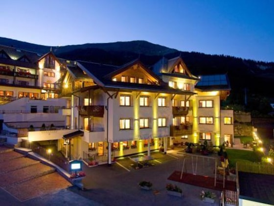 Gallery - Apart-Hotel Aurora Fiss