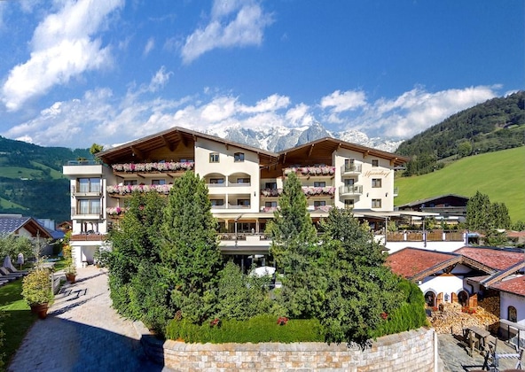 Gallery - Hotel Alpendorf
