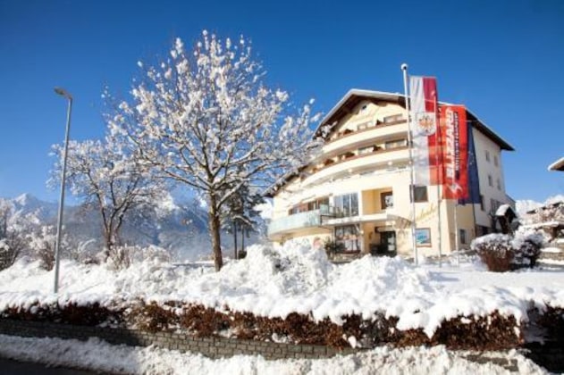 Gallery - Hotel Arzlerhof