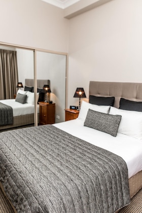 Gallery - The Belmore Apartments Hotel