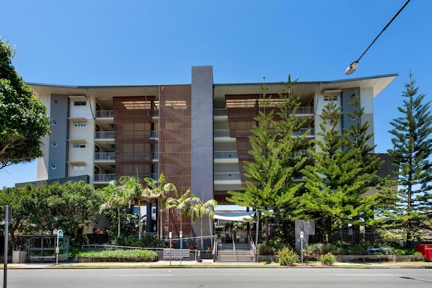 Gallery - On The Beach Resort Bribie Island