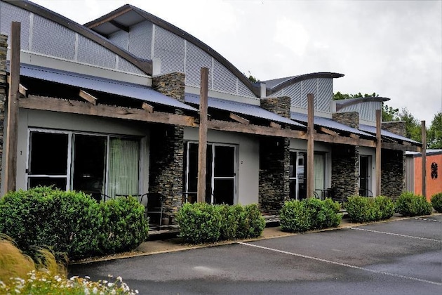 Gallery - A Must At Coonawarra
