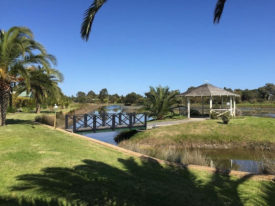 Gallery - Martin Fields Beach Retreat