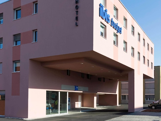 Gallery - Ibis Budget Zurich Airport
