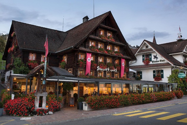 Gallery - Chalet Hotel Lodge - Swiss-Chalet Merlischachen