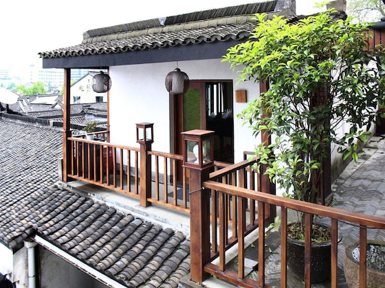 Gallery - The Alley Inn