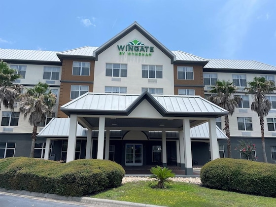 Gallery - Wingate by Wyndham Savannah Gateway