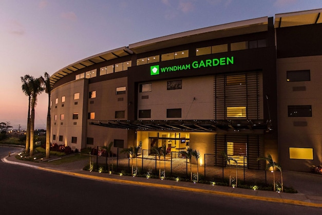 Gallery - Wyndham Garden San Jose Escazu