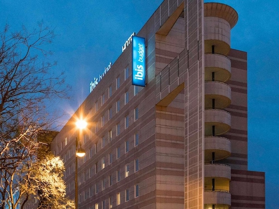 Gallery - Ibis Budget Paris Porte De Montmartre