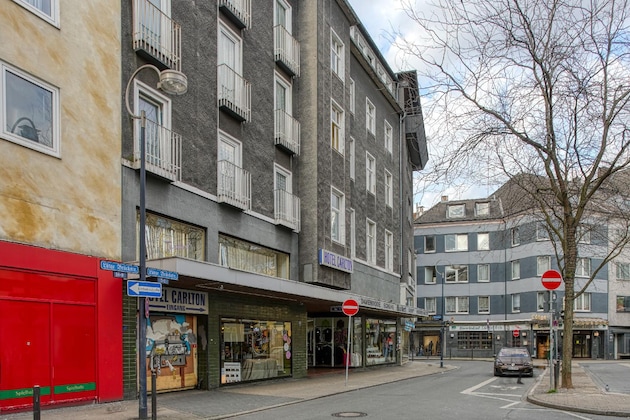 Gallery - Ff&E Hotel Carlton