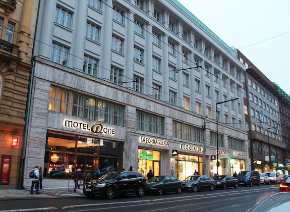 Gallery - Motel One Prague-Florentinum