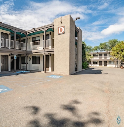 Gallery - The Sage Hotel