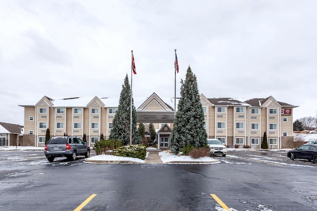 Gallery - Best Western Plus Woodstock Inn & Suites