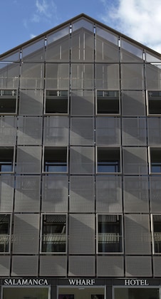 Gallery - Salamanca Wharf Hotel