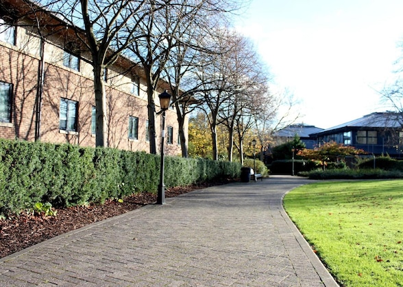 Gallery - Lodge At Bristol