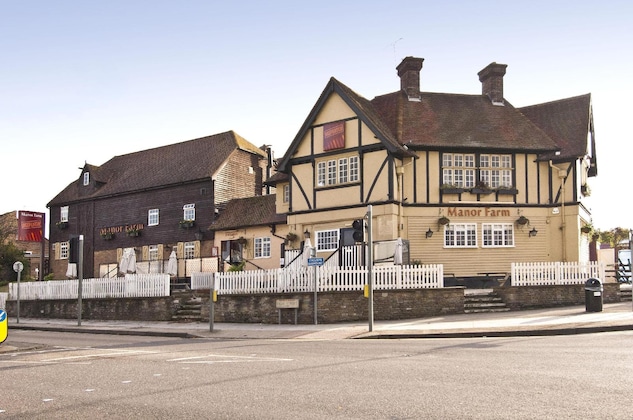 Gallery - Premier Inn Rainham (Kent)