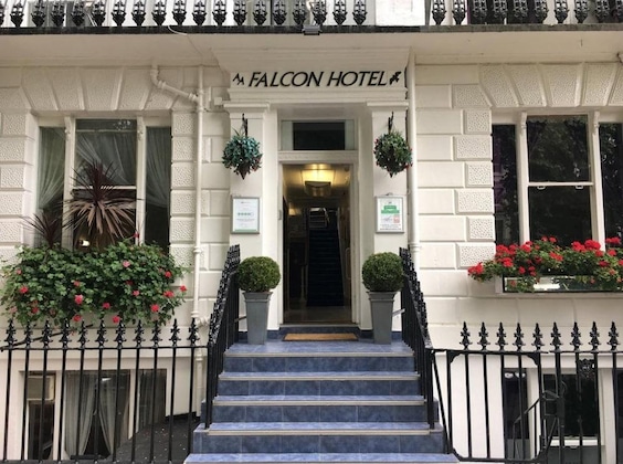 Gallery - Falcon Hotel