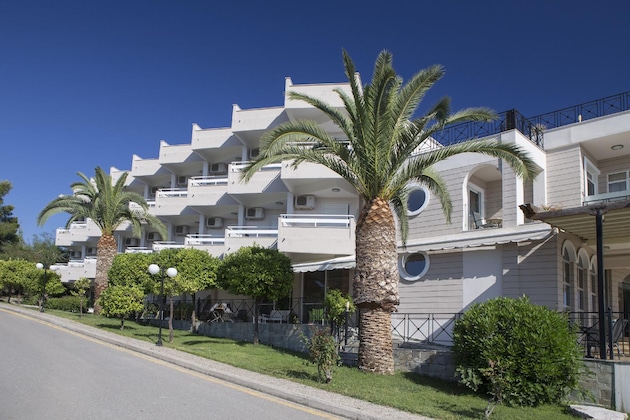 Gallery - Almira Mare
