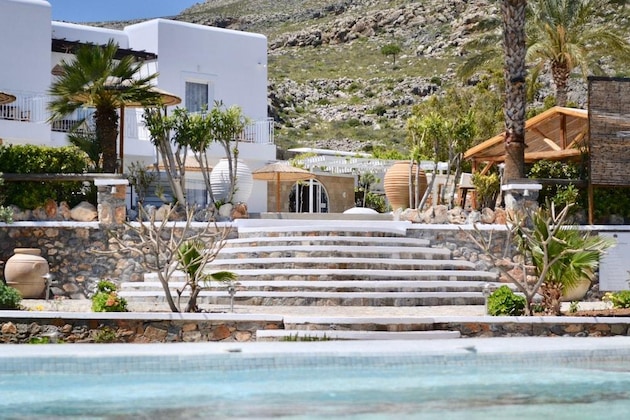 Gallery - Caesars Gardens Hotel & Spa