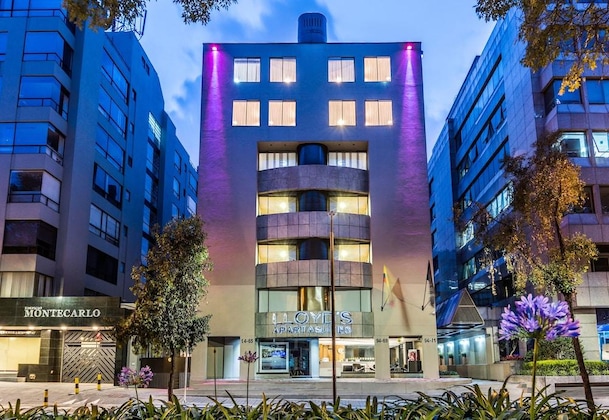 Gallery - Lloyd's Apartasuites Parque 93