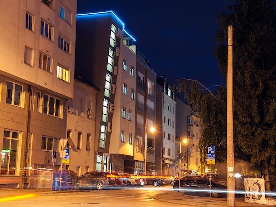 Gallery - Hostel Moving